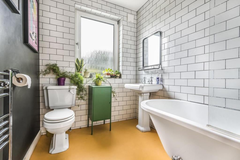 Toilet Installation & Repair